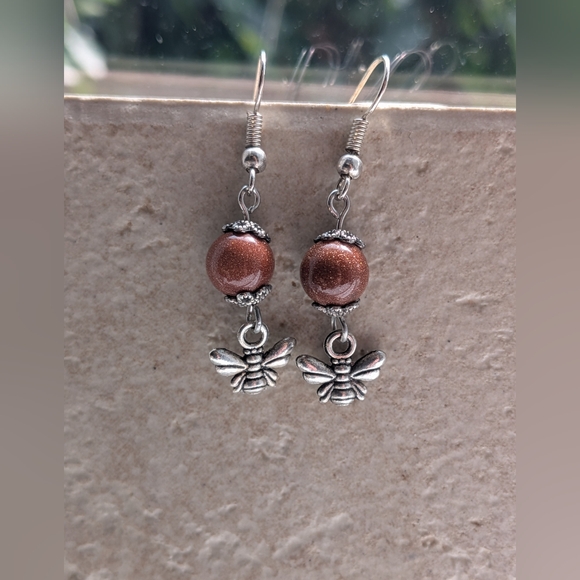 Goldstone Dangle Bee Earrings - NWOT - Picture 2 of 5